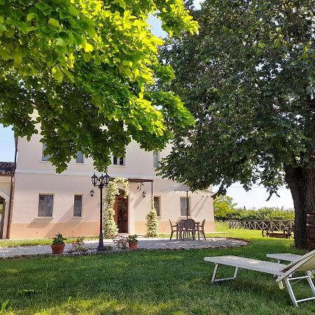 Villa Marietta Country House - Marche Montemaggiore al Metauro Ngoại thất bức ảnh