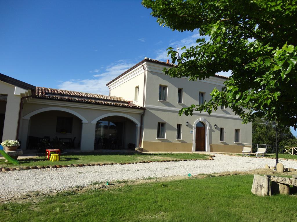 Villa Marietta Country House - Marche Montemaggiore al Metauro Ngoại thất bức ảnh