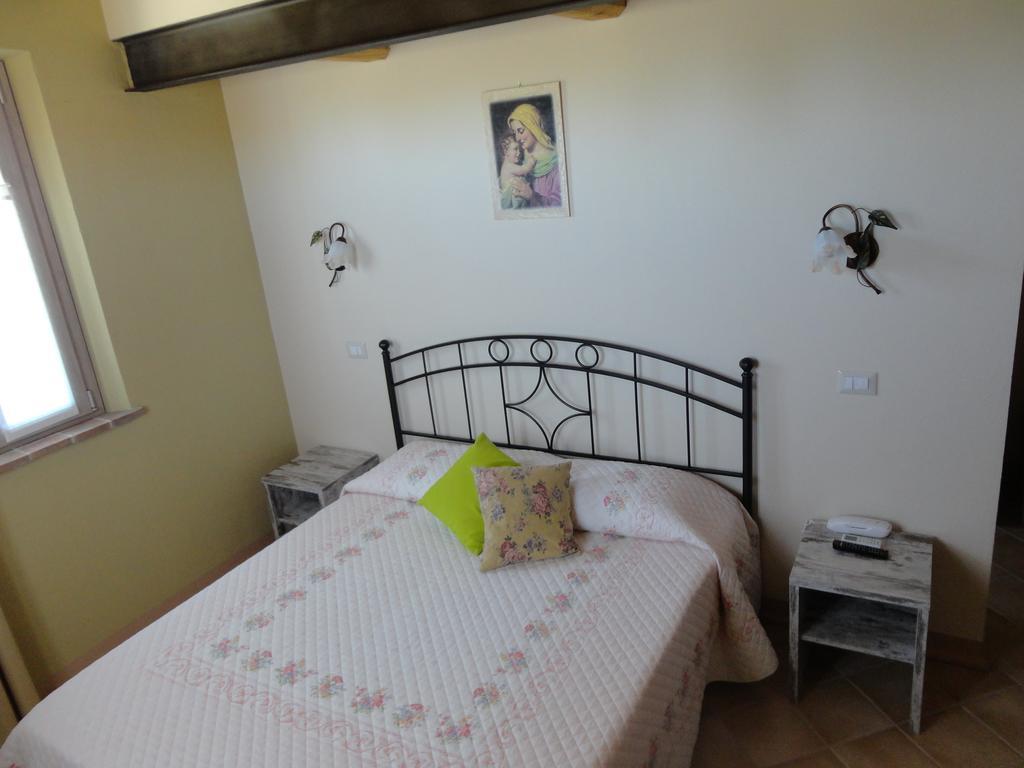 Villa Marietta Country House - Marche Montemaggiore al Metauro Ngoại thất bức ảnh