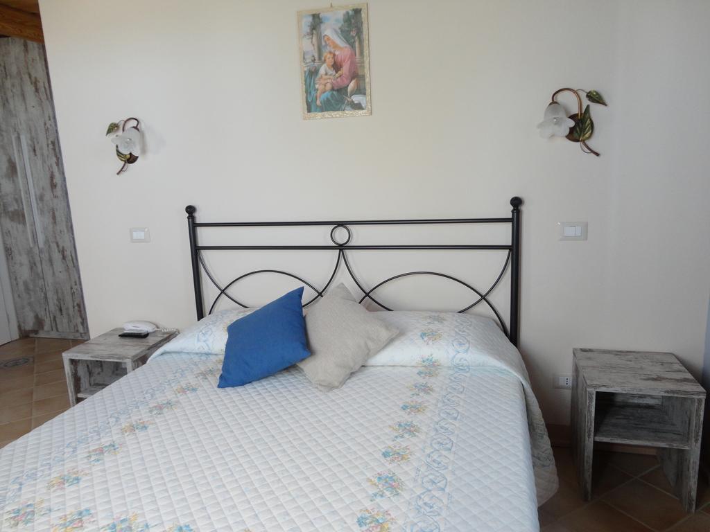 Villa Marietta Country House - Marche Montemaggiore al Metauro Ngoại thất bức ảnh