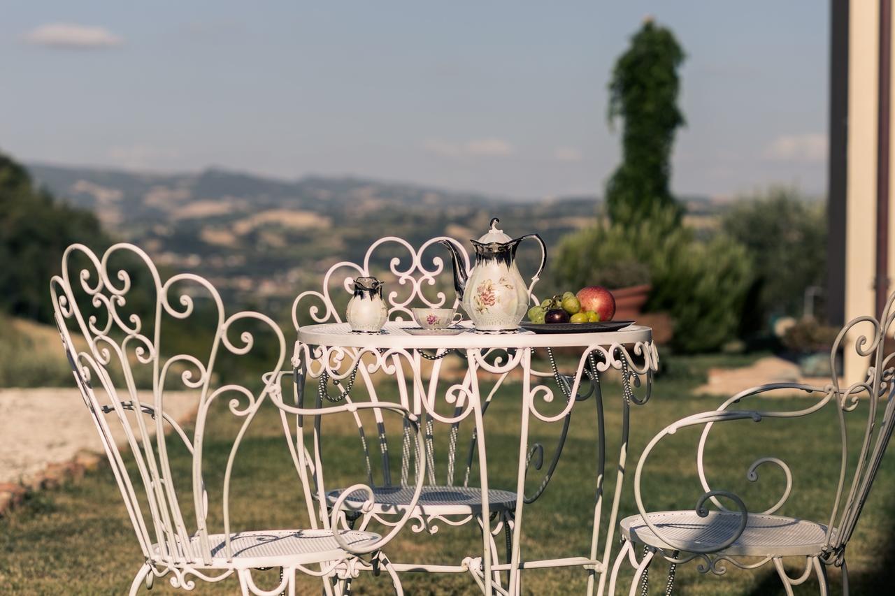 Villa Marietta Country House - Marche Montemaggiore al Metauro Ngoại thất bức ảnh